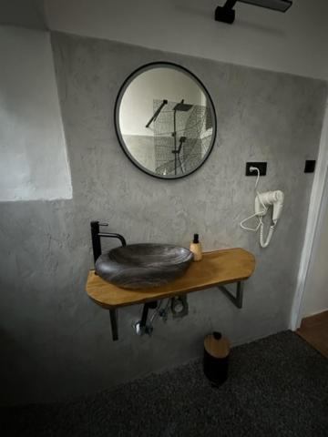 Apartman Lucian Praga Exterior foto