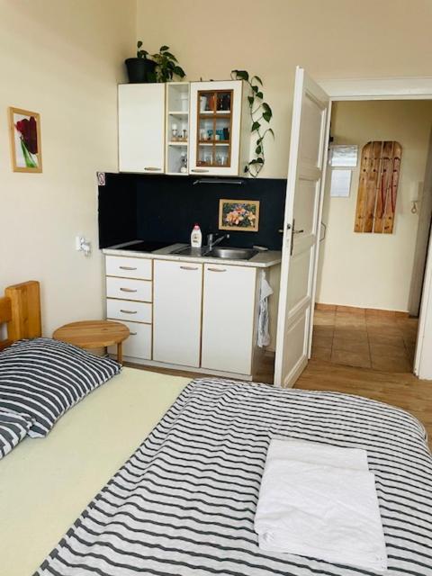 Apartman Lucian Praga Exterior foto