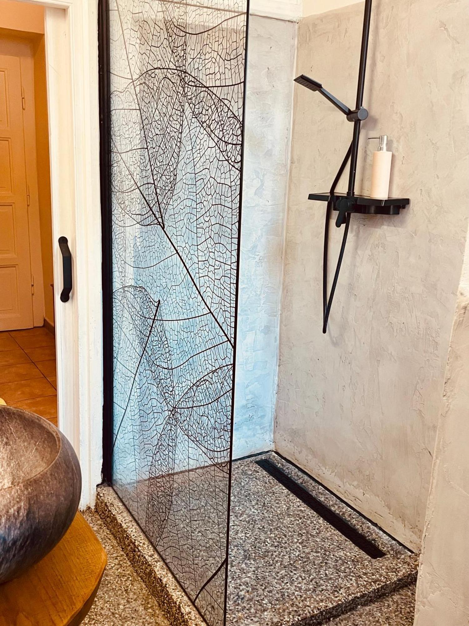 Apartman Lucian Praga Exterior foto