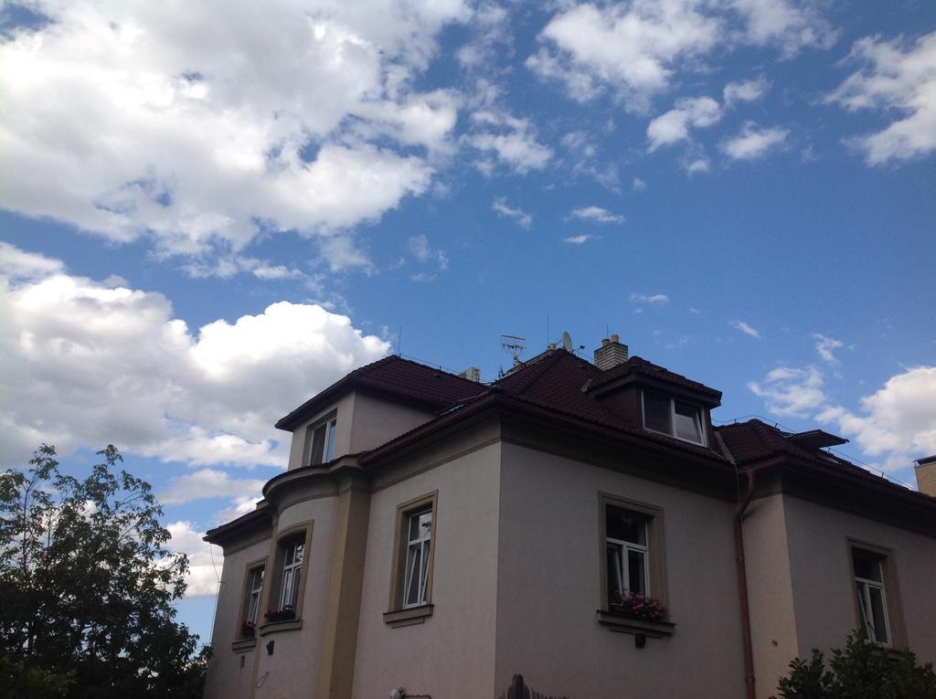 Apartman Lucian Praga Exterior foto